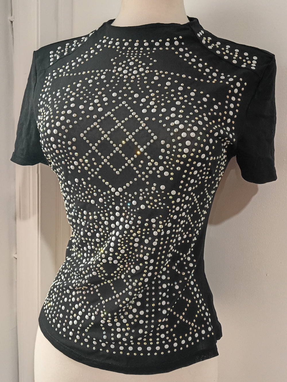 Cozy Co. Rhinestone Studded Short Sleeve Top Medium